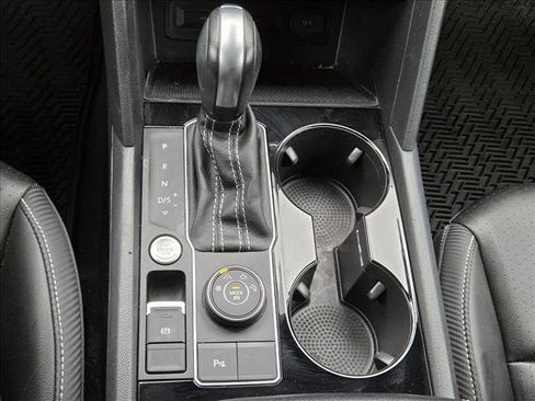 Certified 2023 Volkswagen Atlas Cross Sport SEL R-Line image 13