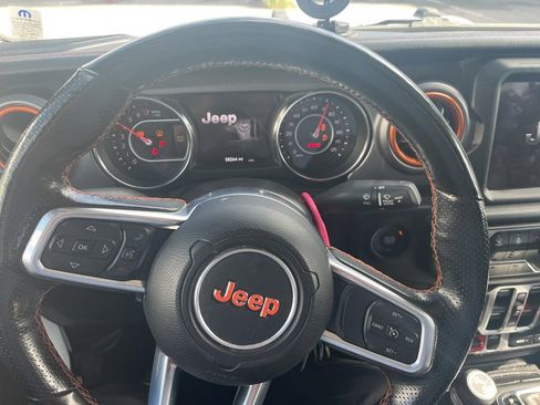 Used 2020 Jeep Gladiator Mojave image 11