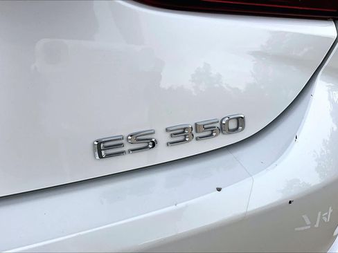 Used 2020 Lexus ES 350 w/ Premium Package FWD image 10
