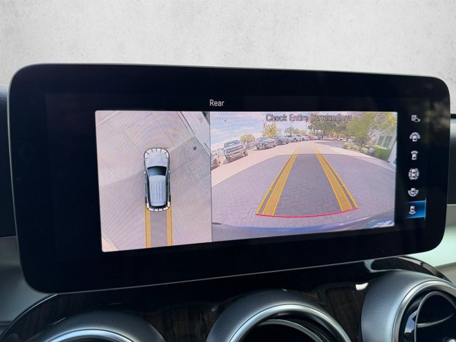 Used 2022 Mercedes-Benz GLC 300 image 13