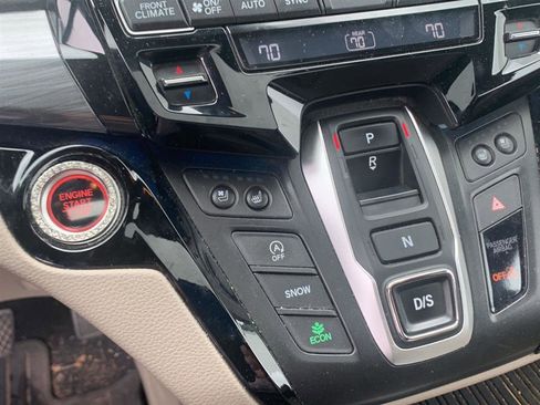 Used 2022 Honda Odyssey Elite image 7