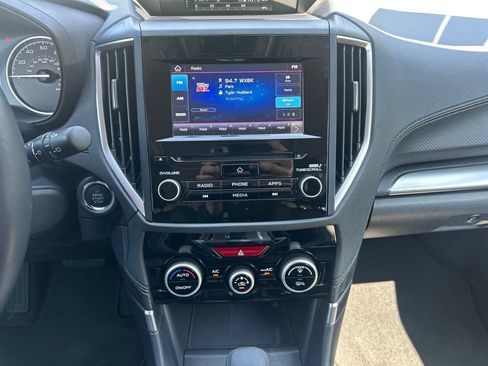 Used 2019 Subaru Forester Premium AWD/4WD image 21
