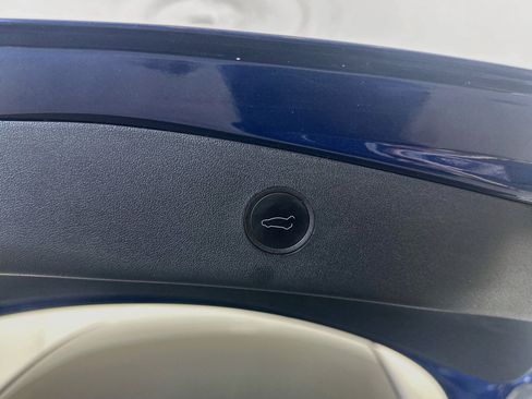 Used 2023 Tesla Model 3 Standard Range RWD image 27
