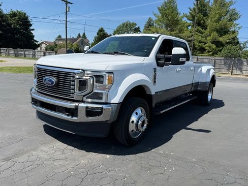 Certified 2022 Ford F450 Lariat w/ Lariat Ultimate Package AWD/4WD image 5