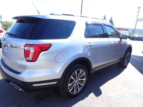 Used 2018 Ford Explorer Platinum AWD/4WD image 6