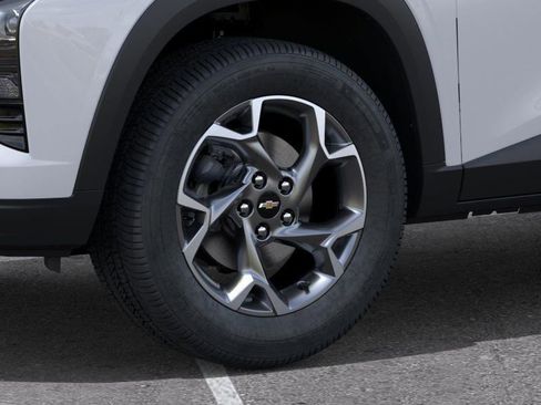 New 2025 Chevrolet Trax LT image 9