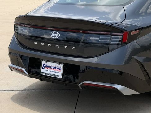 Used 2025 Hyundai Sonata SEL FWD image 6