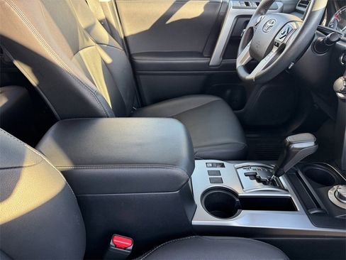 Used 2022 Toyota 4Runner TRD Sport image 6