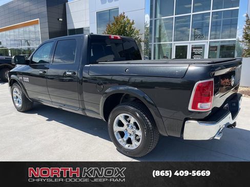 Used 2017 RAM 1500 Laramie AWD/4WD image 18
