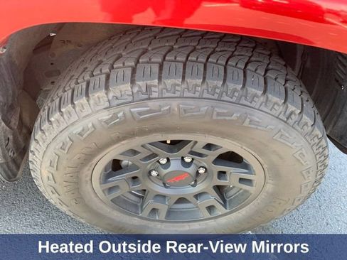 Used 2023 Toyota 4Runner SR5 Premium w/ Moonroof Package AWD/4WD image 12