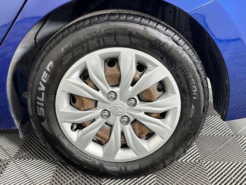 Used 2019 Hyundai Accent SE FWD image 53