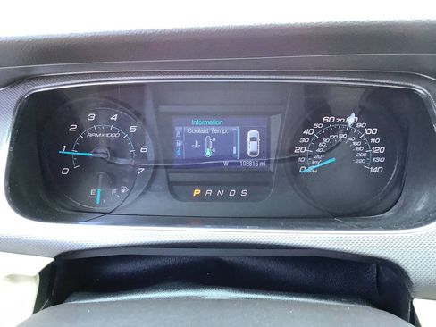 Used 2016 Ford Taurus SE FWD image 39