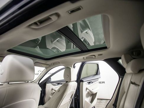 Used 2021 Jaguar F-PACE S AWD/4WD image 22