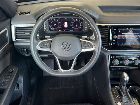 Used 2023 Volkswagen Atlas Cross Sport SE AWD/4WD image 14
