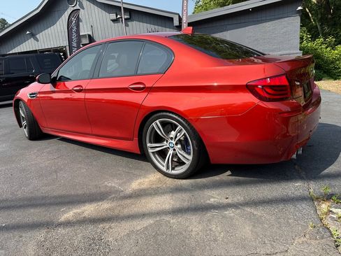 Used 2013 BMW M5 image 6