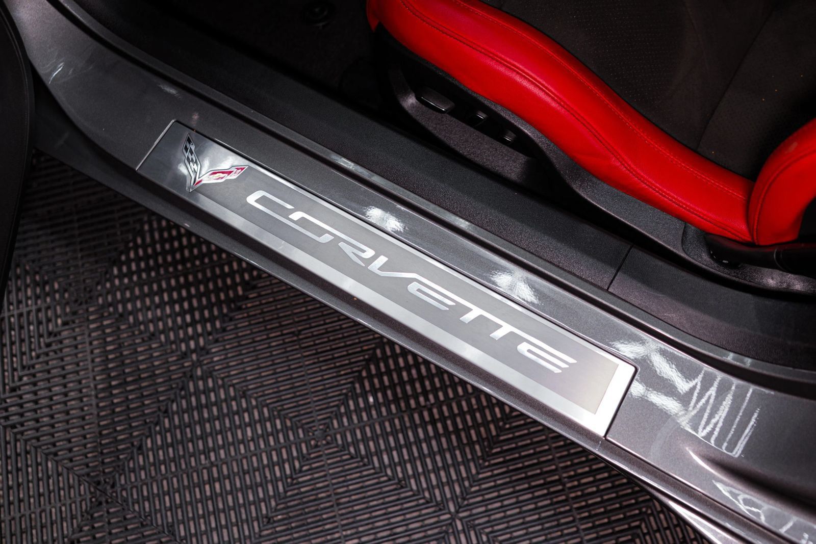 Used 2016 Chevrolet Corvette Z06 w/ 2LZ Preferred Equipment Group RWD image 29