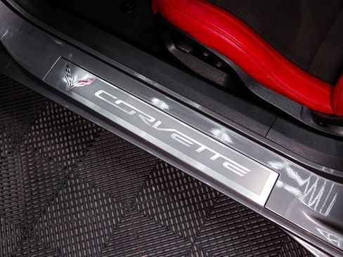 Used 2016 Chevrolet Corvette Z06 w/ 2LZ Preferred Equipment Group RWD image 29