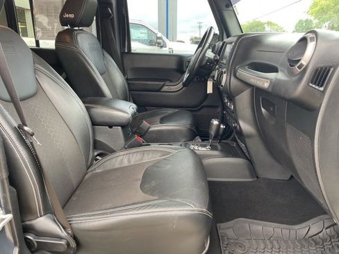 Used 2017 Jeep Wrangler Unlimited Sport image 15