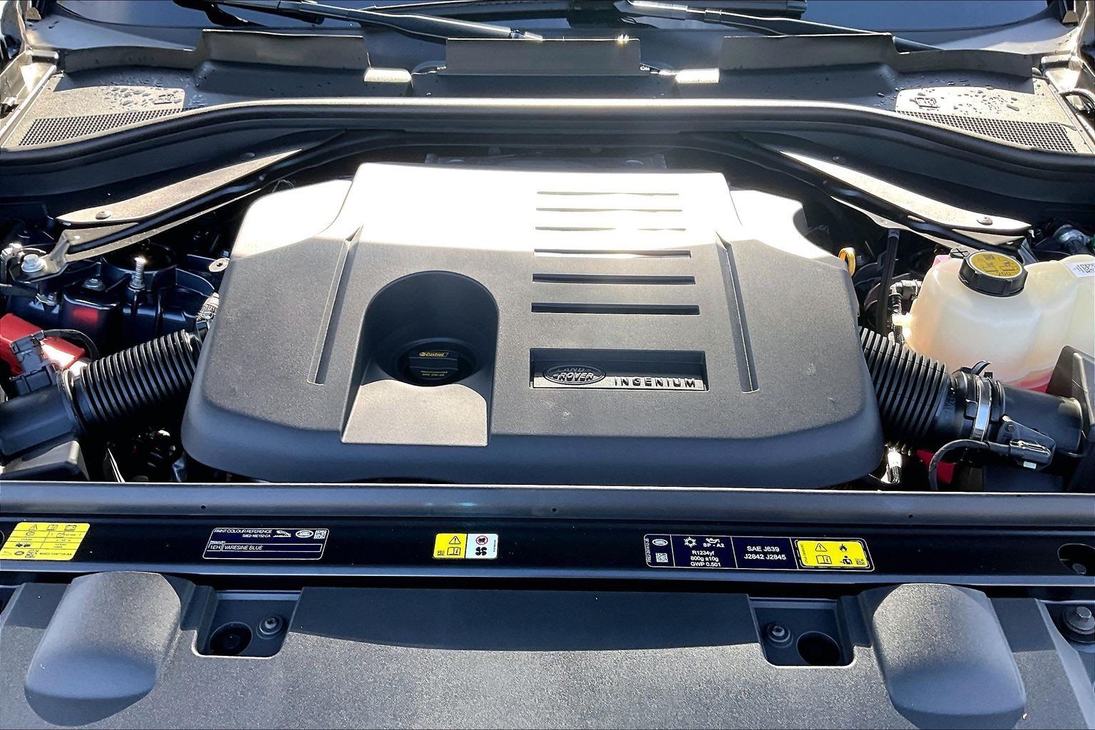 New 2026 Land Rover Range Rover Sport SE AWD/4WD image 17