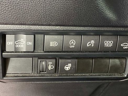 Used 2023 Toyota Tundra SR5 w/ SR5 Premium Package AWD/4WD image 12