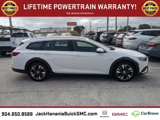 Used 2018 Buick Regal Preferred w/ Sights and Sounds Package AWD/4WD image 3