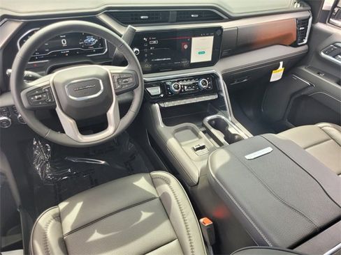 New 2025 GMC Sierra 2500 Denali w/ Denali Reserve Package image 10