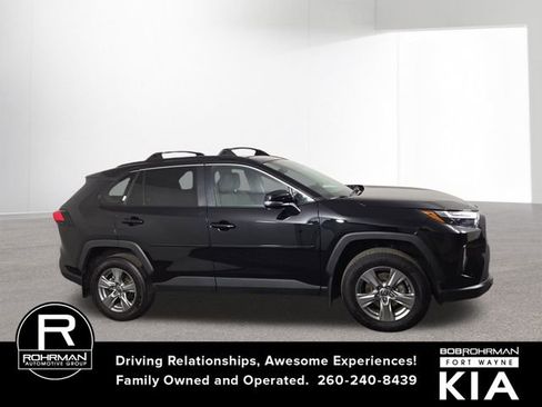Used 2024 Toyota RAV4 XLE image 5