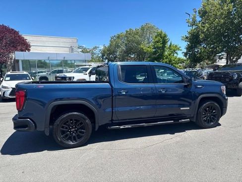Used 2022 GMC Sierra 1500 Elevation AWD/4WD image 10