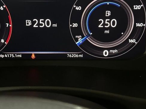 Used 2019 Volkswagen Atlas SEL image 33