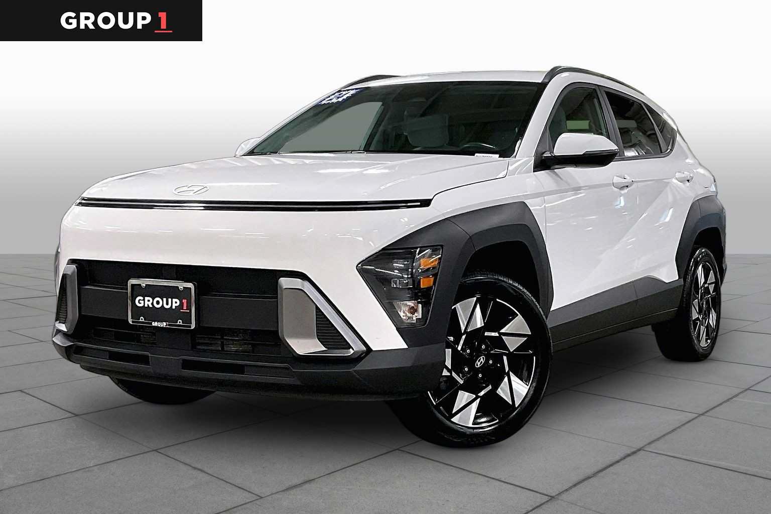 Used 2024 Hyundai Kona SEL AWD/4WD image 1