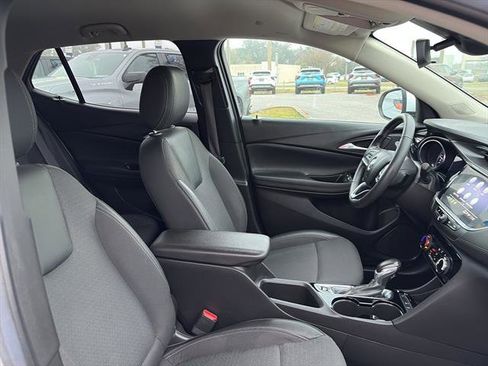 Used 2023 Buick Encore GX Preferred w/ Cold Weather Comfort Package image 9
