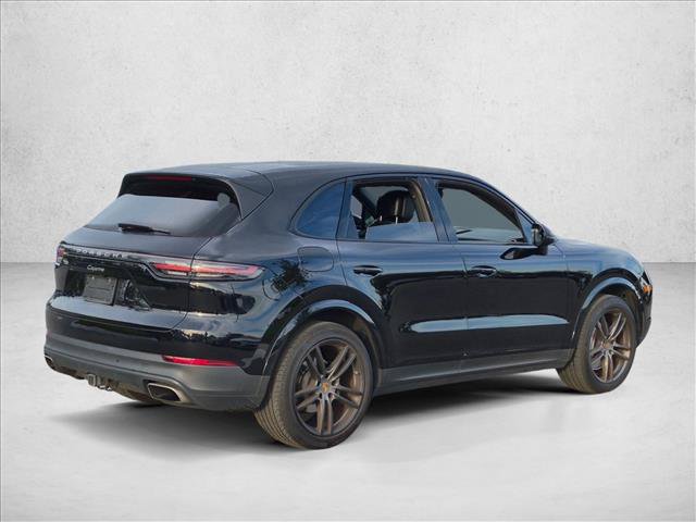 Used 2021 Porsche Cayenne AWD/4WD image 5