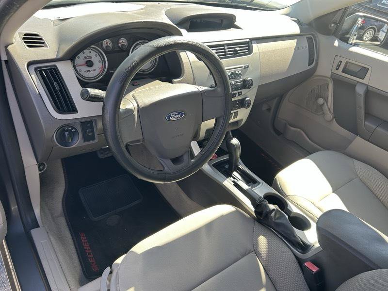 Used 2010 Ford Focus S FWD image 8