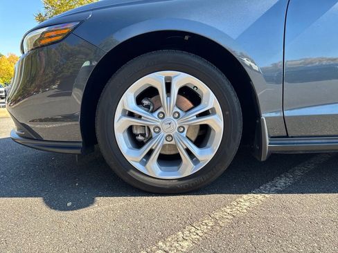 Certified 2023 Honda Accord LX image 25