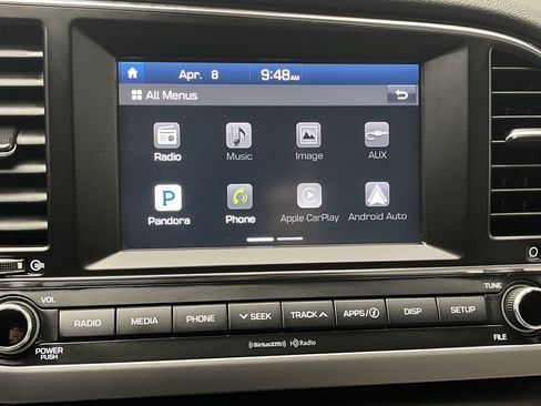 Used 2017 Hyundai Elantra SE image 15