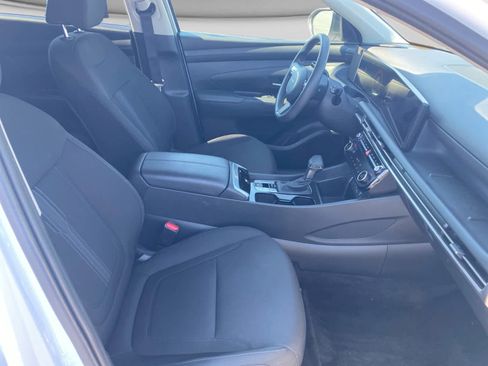 Used 2025 Hyundai Tucson SEL AWD/4WD image 16