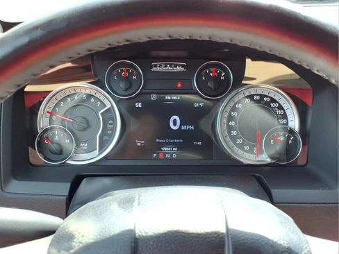 Used 2016 RAM 1500 Laramie w/ Convenience Group AWD/4WD image 21