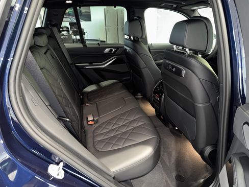 New 2026 BMW X5 xDrive40i w/ M Sport Package AWD/4WD image 11