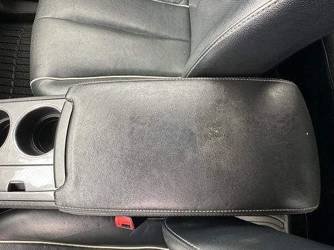 Used 2015 Toyota Venza XLE image 35