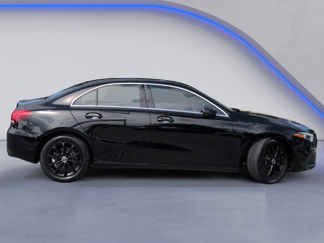 Used 2022 Mercedes-Benz A 220 image 3