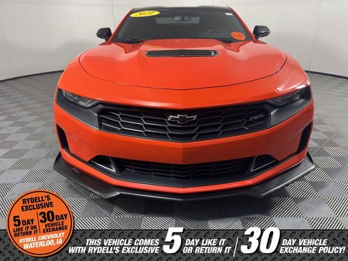 Certified 2021 Chevrolet Camaro LT w/ RS Package image 13