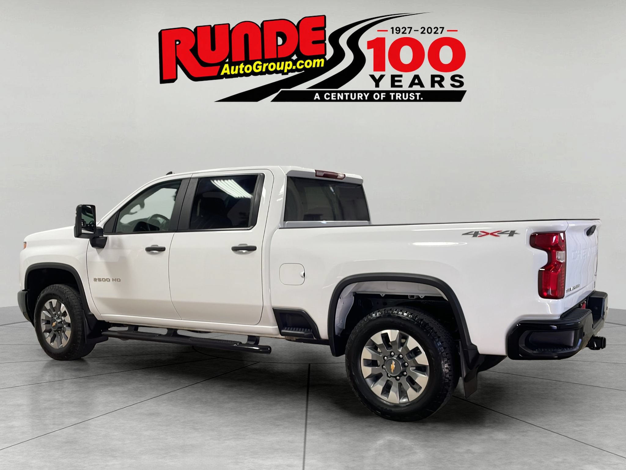 Used 2026 Chevrolet Silverado 2500 Custom w/ Custom Value Package AWD/4WD image 3