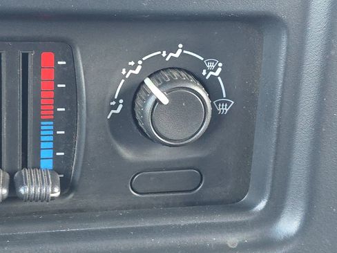 Used 2006 Chevrolet Silverado 3500 W/T w/ Skid Plate Package image 26