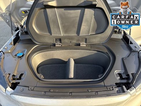 Used 2023 Volvo XC40 Recharge Plus image 24