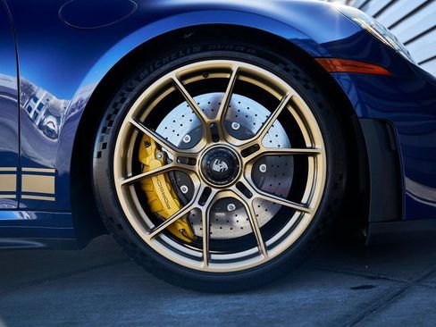 Used 2025 Porsche 911 GT3 w/ Chrono Package RWD image 27