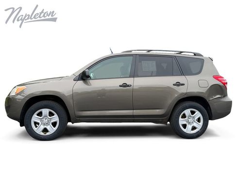 Used 2012 Toyota RAV4 4WD w/ Value Pkg image 2