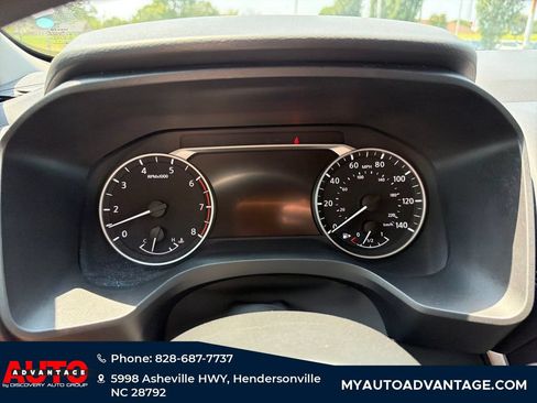 Used 2024 Nissan Rogue S FWD image 21