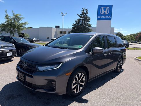 Certified 2025 Honda Odyssey EX-L image 1