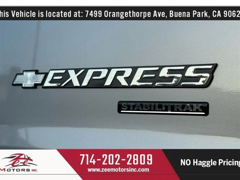 Used 2015 Chevrolet Express 2500 Extended Van 3D image 55