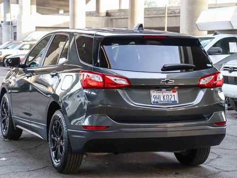 Used 2020 Chevrolet Equinox LS w/ LS Convenience Package image 6